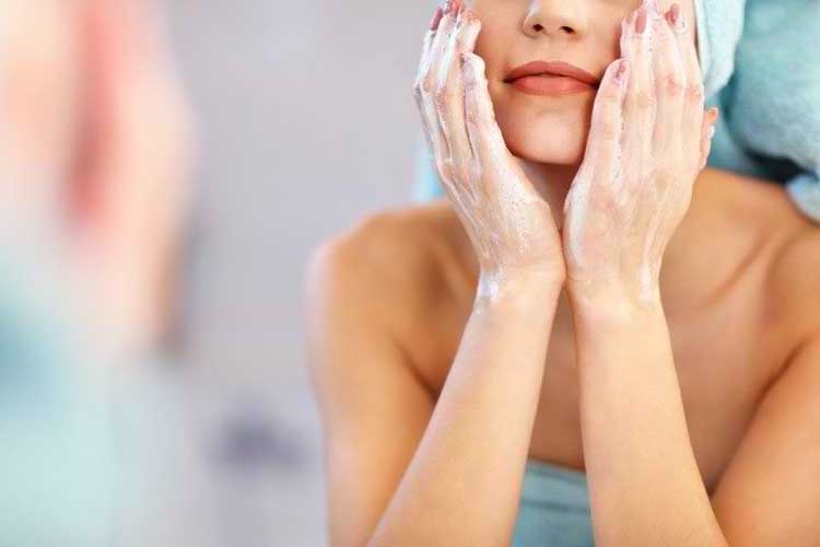 How to Care for Facial Skin Good and Correctly