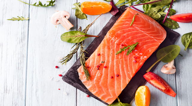 Kaya Akan Omega 3, Ini 7 Manfaat Ikan Salmon dan Tips Mengolahnya